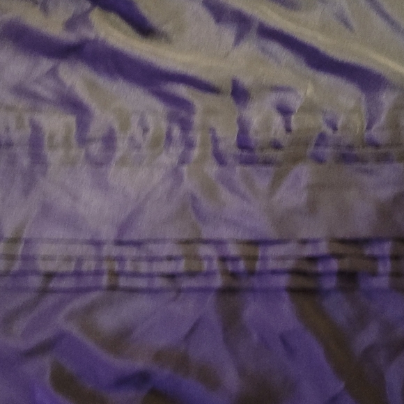 black blouse - Picture 3 of 3